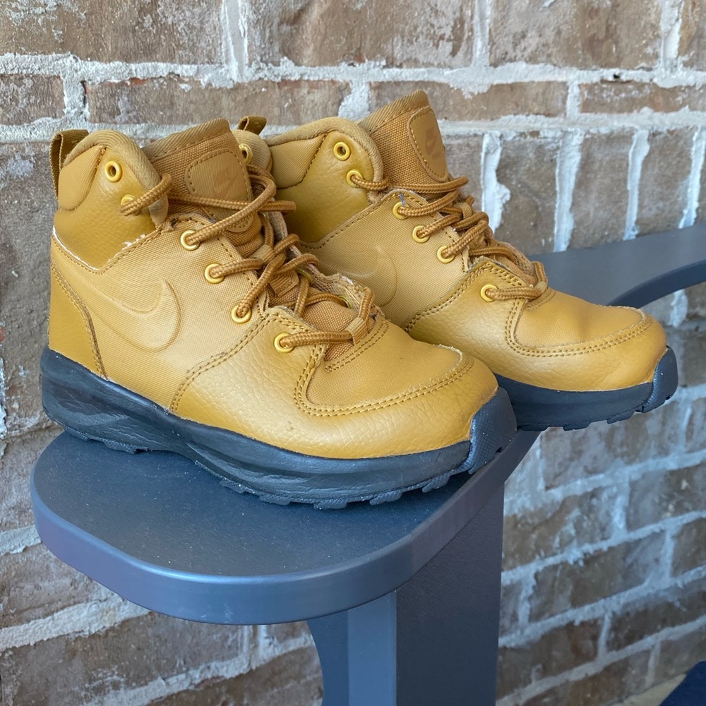 (Kids) Nike Manoa boots